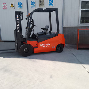 Réglable 3000~5000mm Jiangmen Telehandler Camion Cpdd