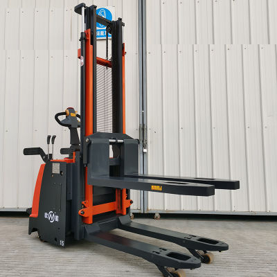 1500kg support de 2 tonnes sur le gerbeur entièrement électrique de chariot élévateur de batterie d'entraînement